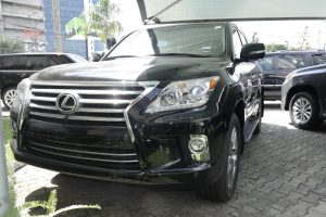 LEXUS LX570