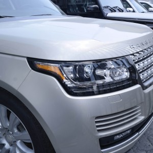 RANGE ROVER BEIGE