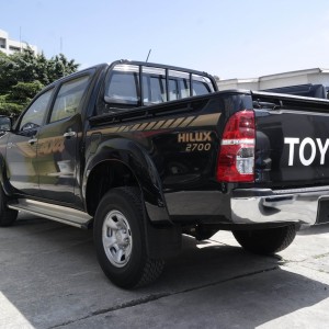 TOYOTA HILUX 2.7 VVT-I