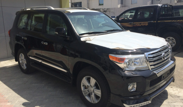 Toyota Land Cruiser GXR V6