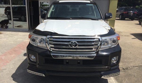 Toyota Land Cruiser GXR V6